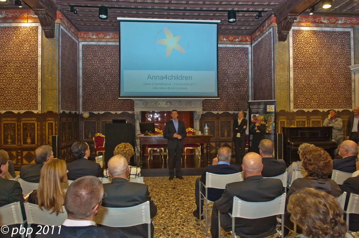 Cena di beneficenza